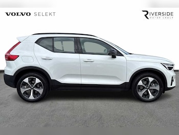 Used Volvo XC40 2026 for sale - 79354941: Photo