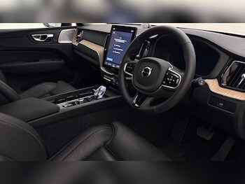 Used Volvo XC60 2025 for sale - 78406533: Photo