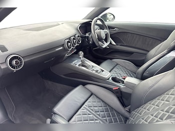 Used Audi TT 2021 for sale - 76172432: Photo