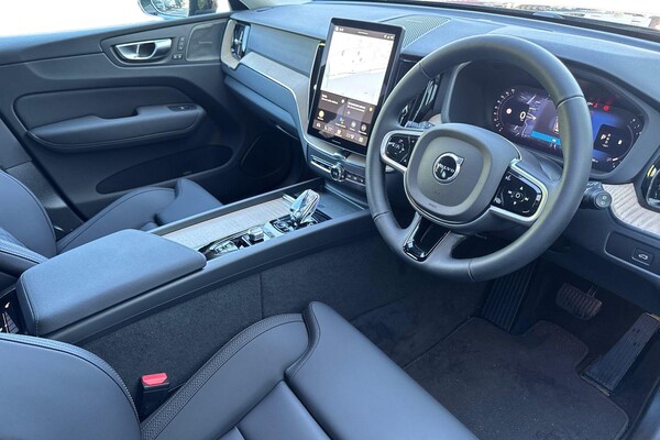 Used Volvo XC60 2025 for sale - 76079269: Photo 10
