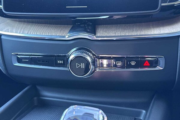 Used Volvo XC60 2025 for sale - 76079269: Photo 14