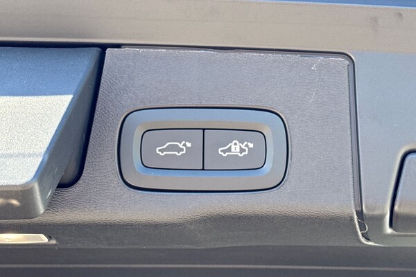Used Volvo XC60 2025 for sale - 76079269: Photo 38