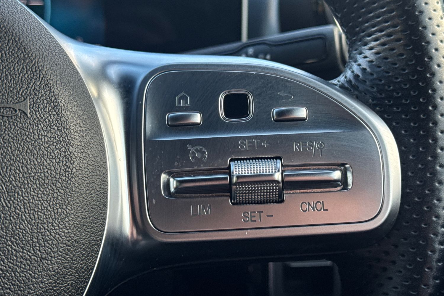 Used Mercedes-Benz CLA 2019 for sale - 76355074: Photo 12