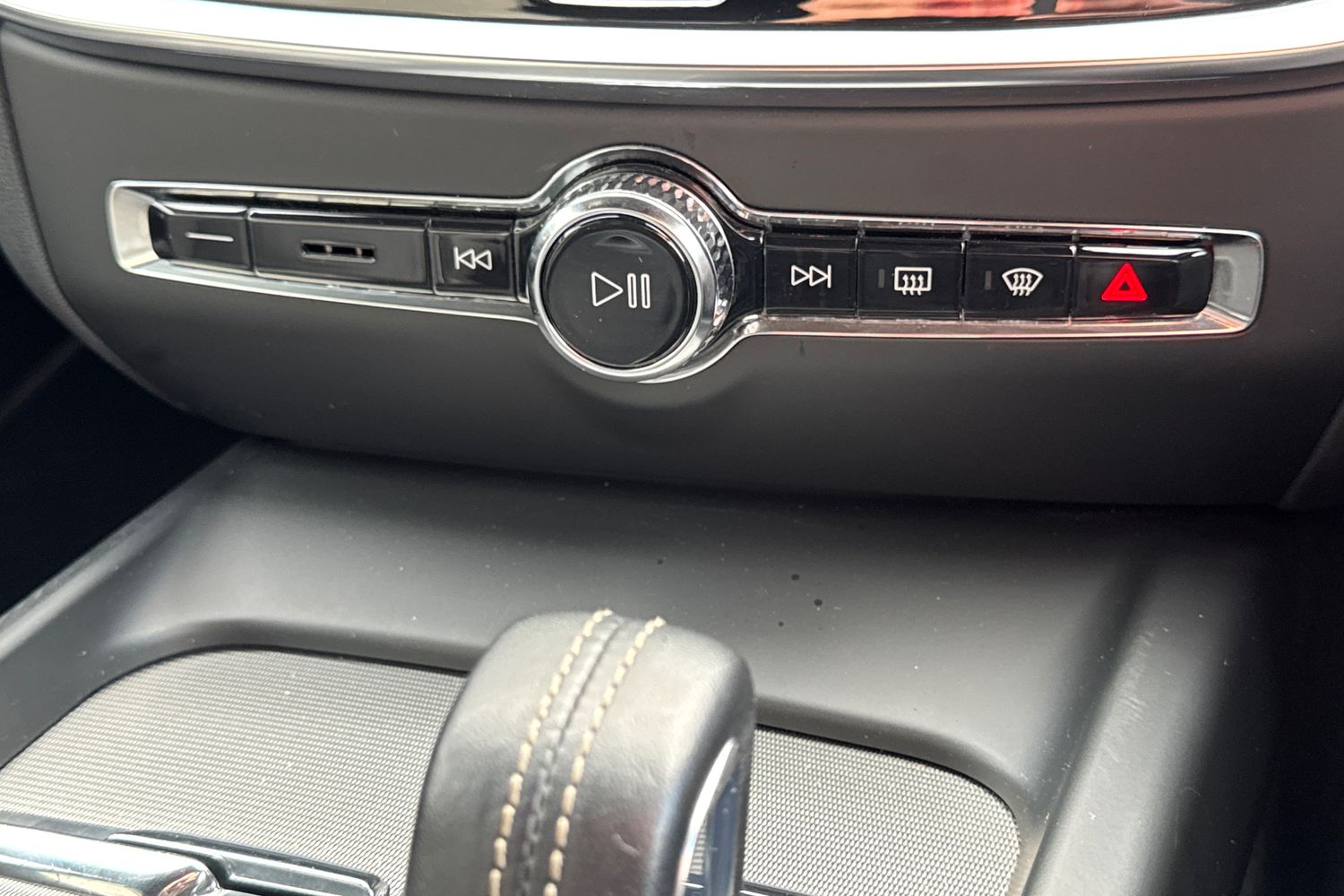 Used Volvo V60 2021 for sale - 76344161: Photo 14