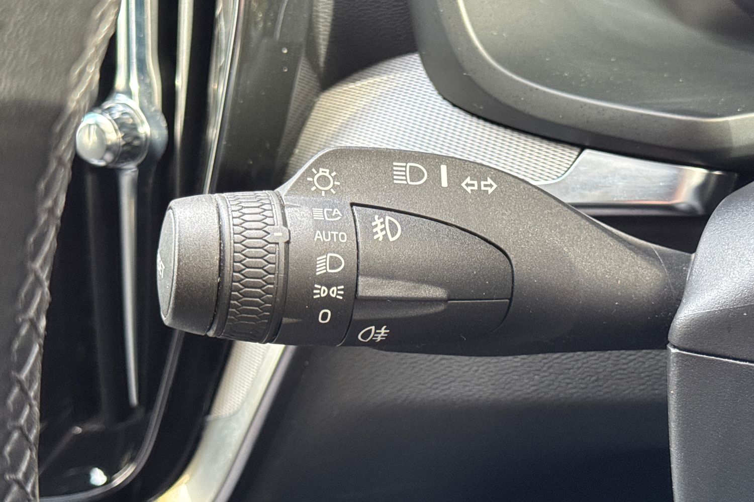 Used Volvo V60 2021 for sale - 76344161: Photo 27