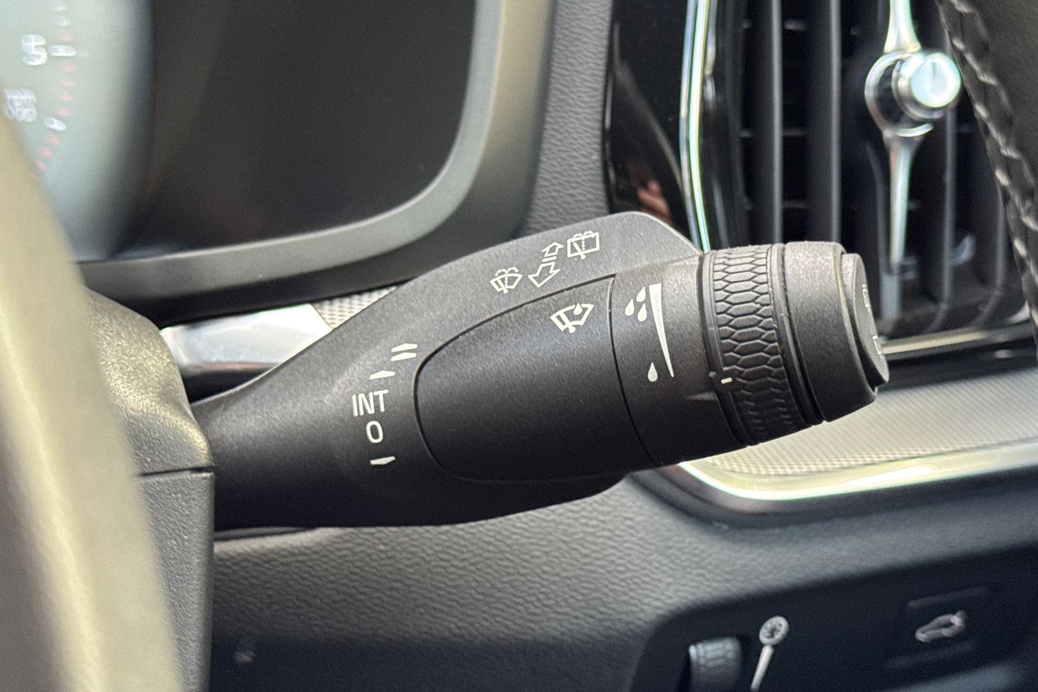 Used Volvo V60 2021 for sale - 76344161: Photo 28