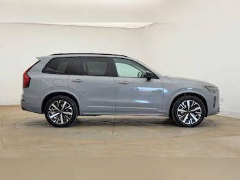 Used Volvo XC90 2025 for sale - 78456495: Photo