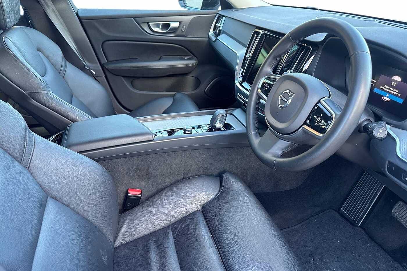 Used Volvo V60 2023 for sale - 76749949: Photo 10