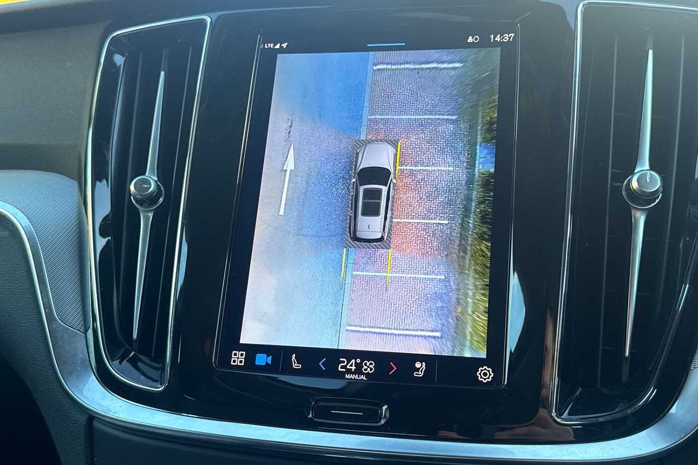 Used Volvo V60 2023 for sale - 76749949: Photo 15