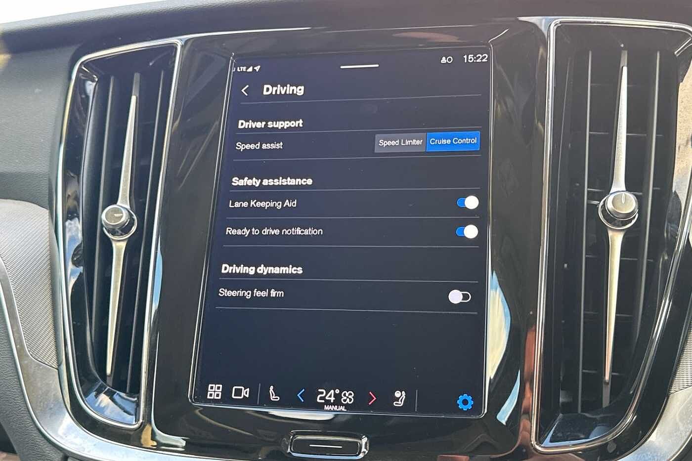 Used Volvo V60 2023 for sale - 76749949: Photo 24