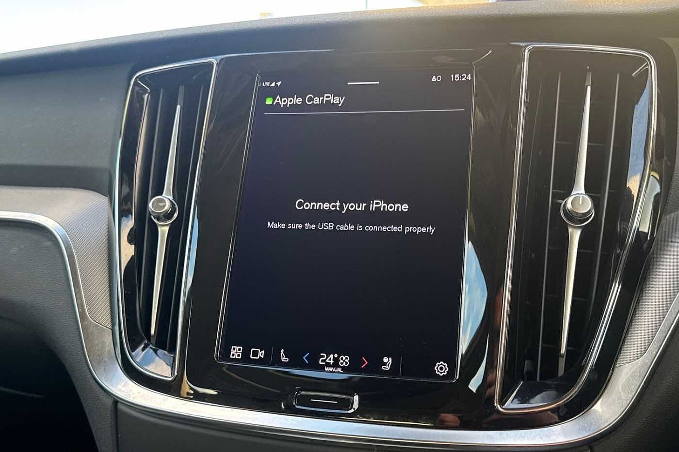 Used Volvo V60 2023 for sale - 76749949: Photo 26