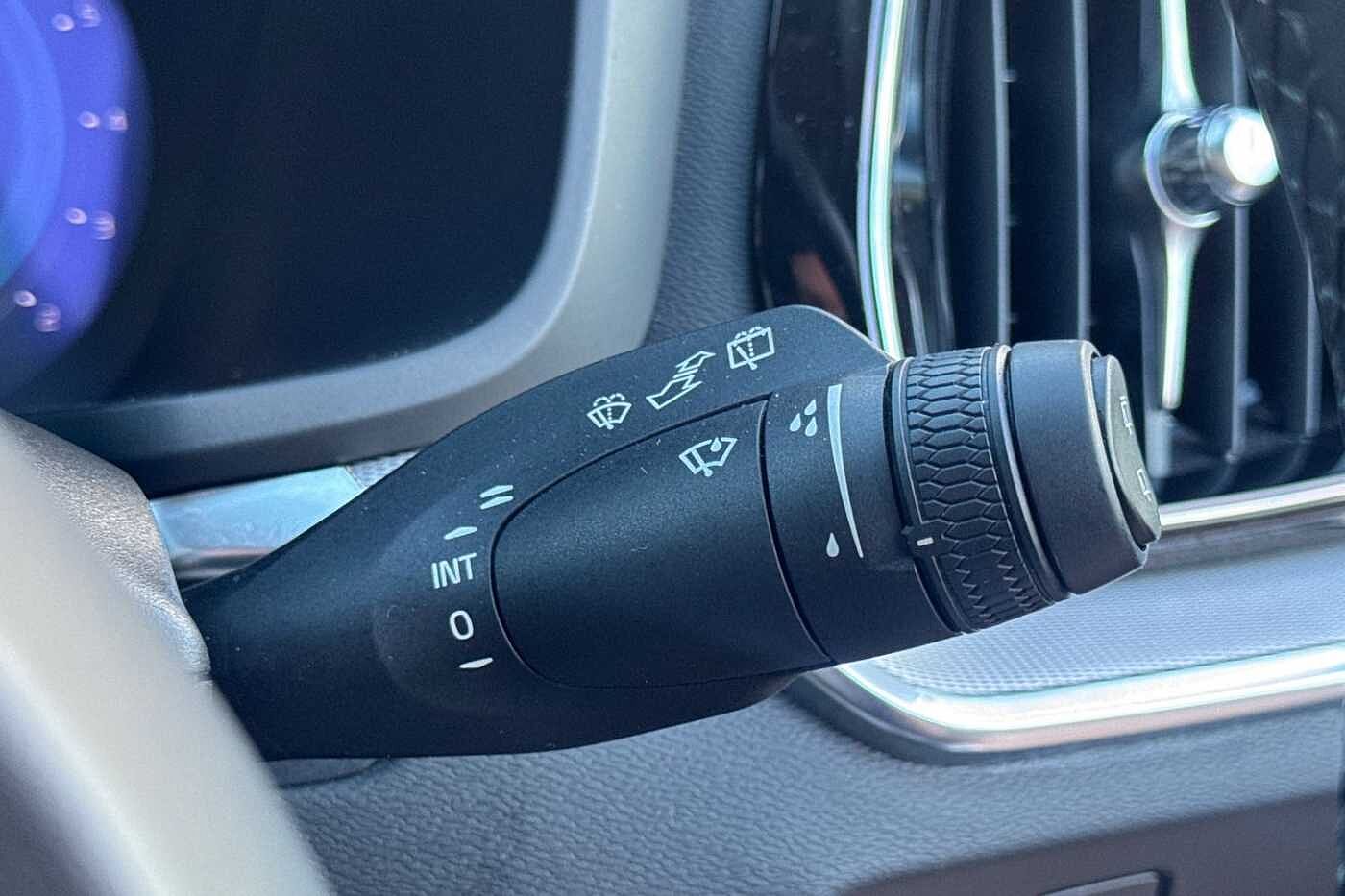 Used Volvo V60 2023 for sale - 76749949: Photo 32