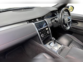 Used Land Rover Discovery Sport 2021 for sale - 75829084: Photo