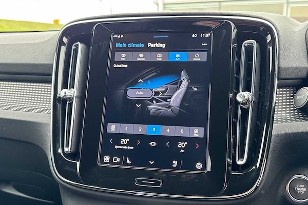 Used Volvo XC40 2025 for sale - 75829305: Photo 22