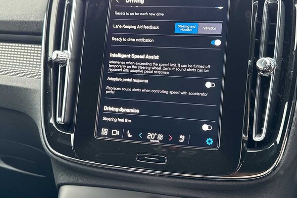 Used Volvo XC40 2025 for sale - 75829305: Photo 25
