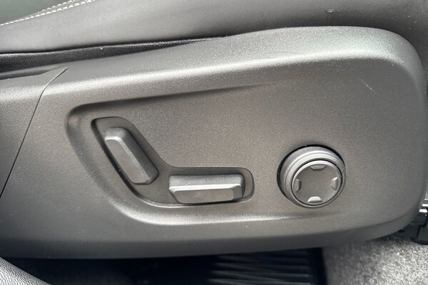 Used Volvo XC40 2025 for sale - 75829305: Photo 34
