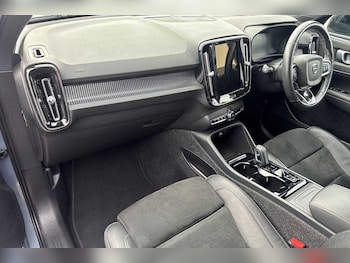 Used Volvo XC40 2021 for sale - 75468049: Photo