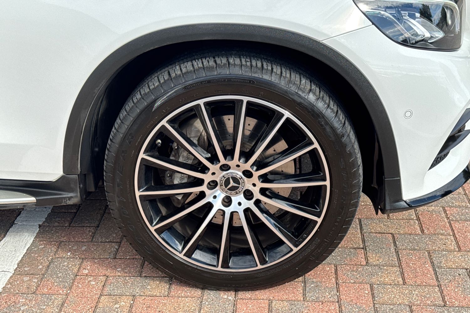 Used Mercedes-Benz GLC 2019 for sale - 76008048: Photo 5