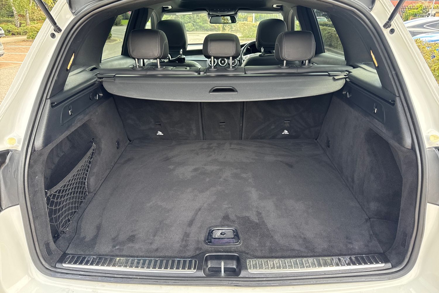 Used Mercedes-Benz GLC 2019 for sale - 76008048: Photo 8