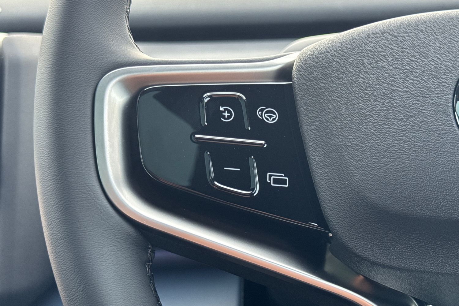 Used Volvo EX30 2025 for sale - 76479728: Photo 11