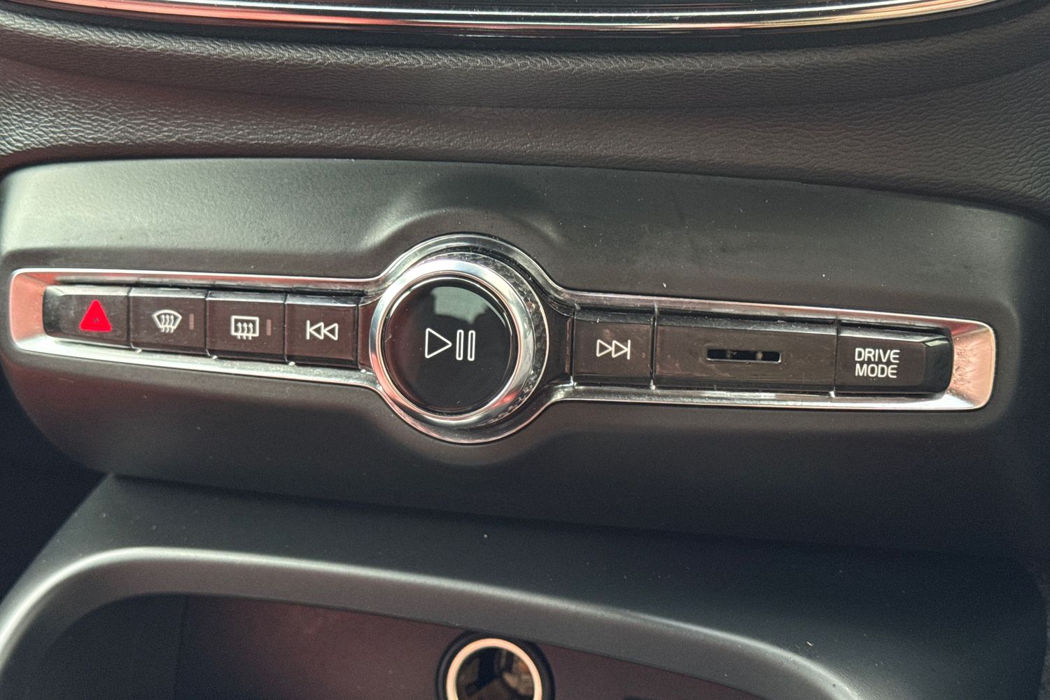 Used Volvo XC40 2021 for sale - 77556831: Photo 14