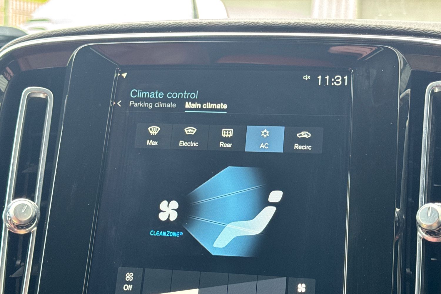 Used Volvo XC40 2021 for sale - 77556831: Photo 27