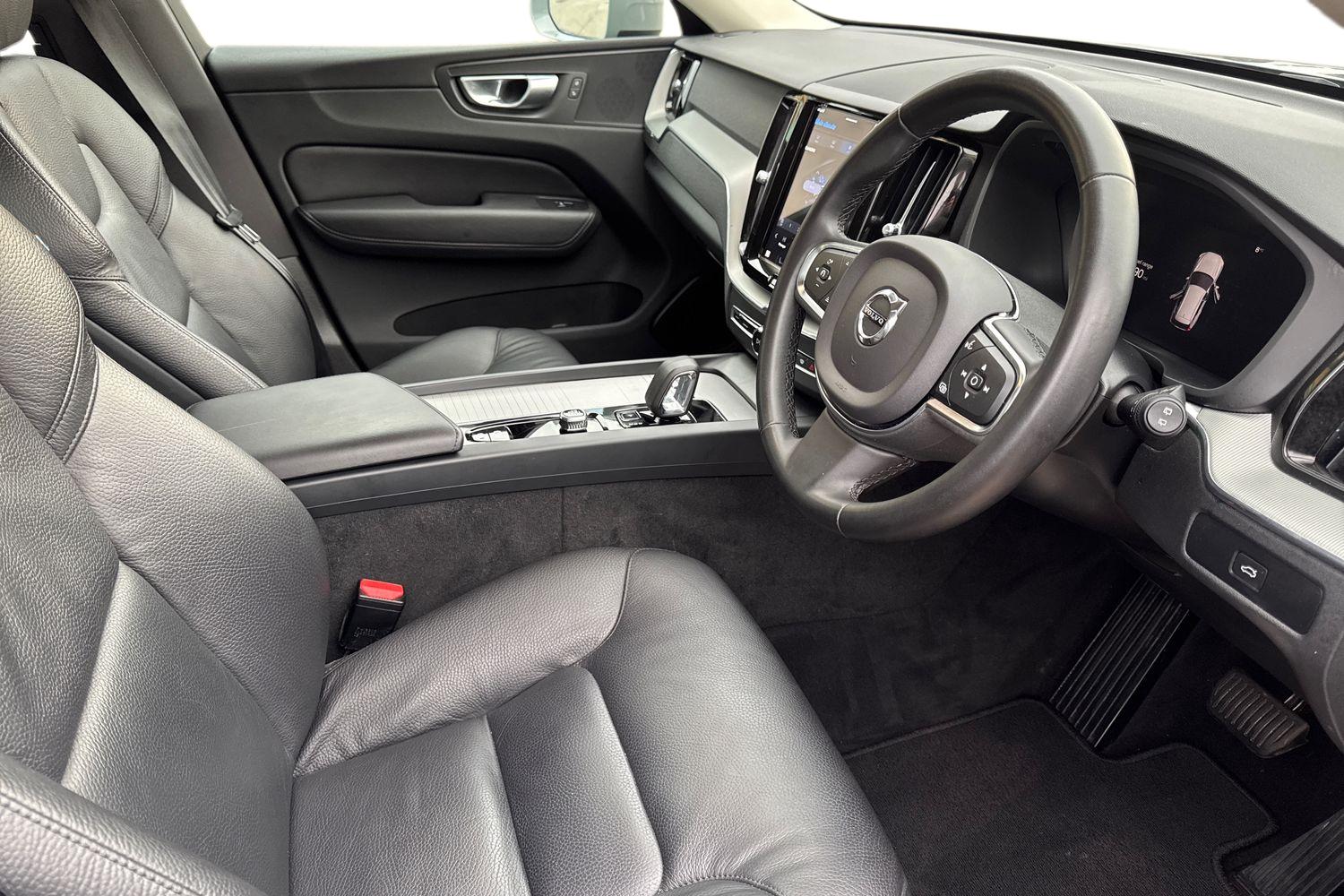 Used Volvo XC60 2023 for sale - 76854652: Photo 10