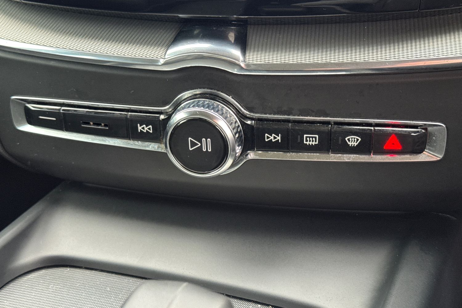 Used Volvo XC60 2023 for sale - 76854652: Photo 14