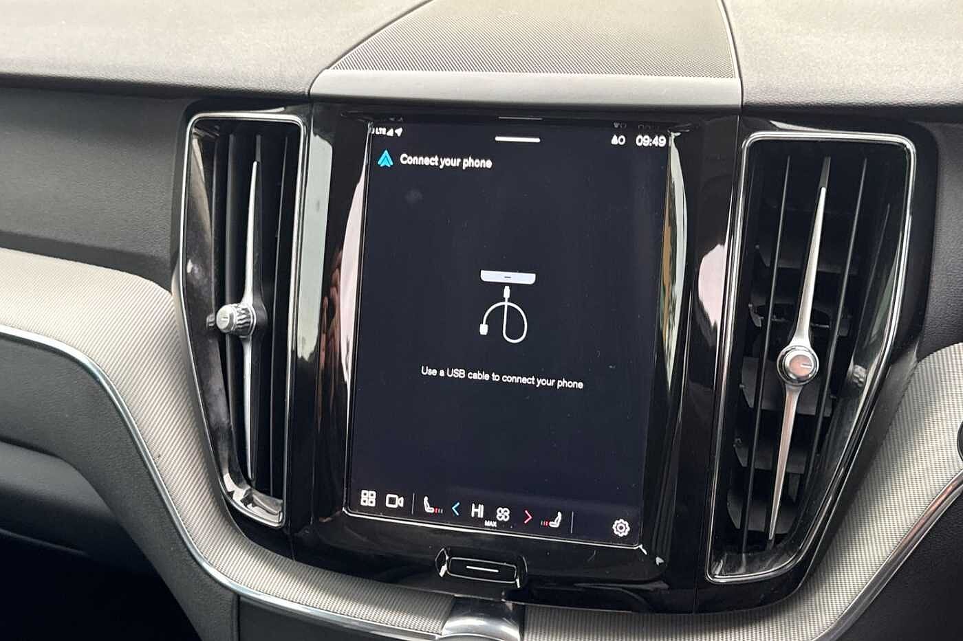 Used Volvo XC60 2023 for sale - 76854652: Photo 23