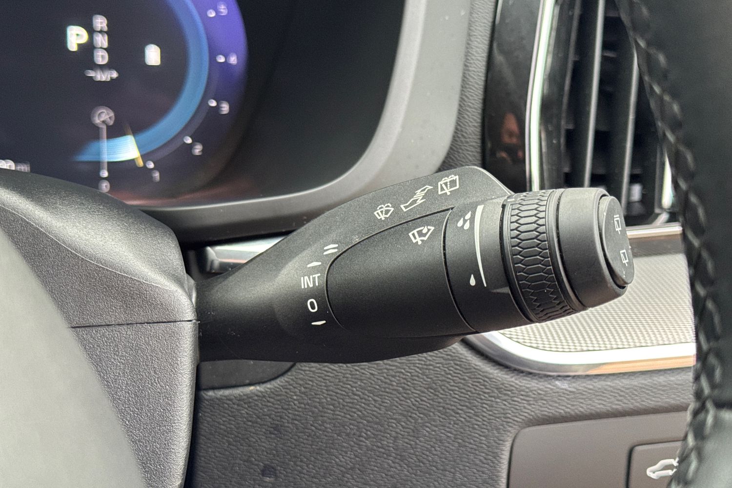 Used Volvo XC60 2023 for sale - 76854652: Photo 34