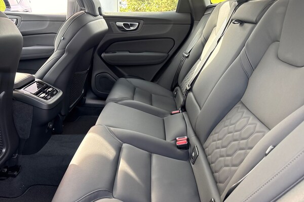 Used Volvo XC60 2025 for sale - 76079035: Photo 17