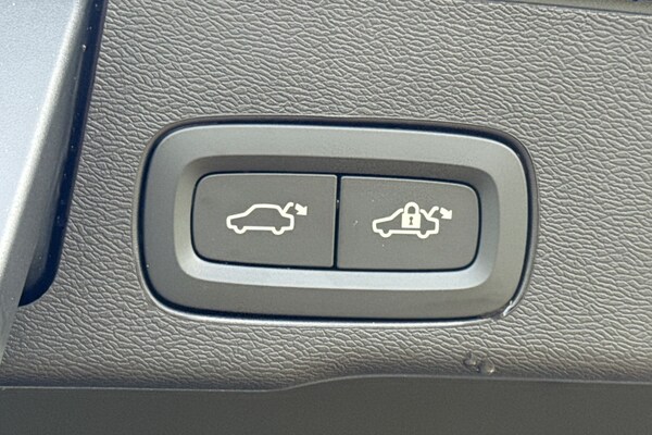 Used Volvo XC60 2025 for sale - 76079035: Photo 38