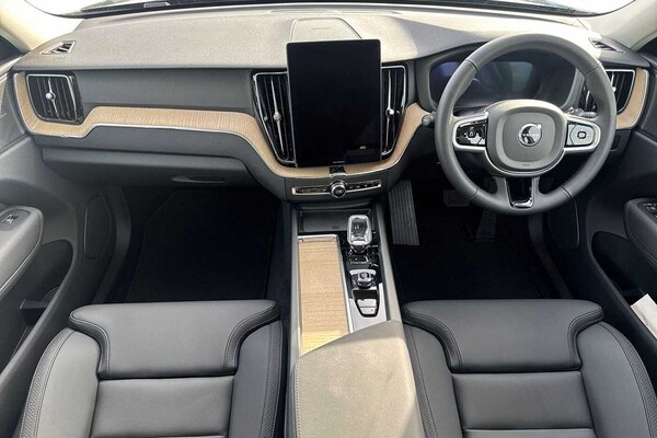 Used Volvo XC60 2025 for sale - 76079035: Photo 6