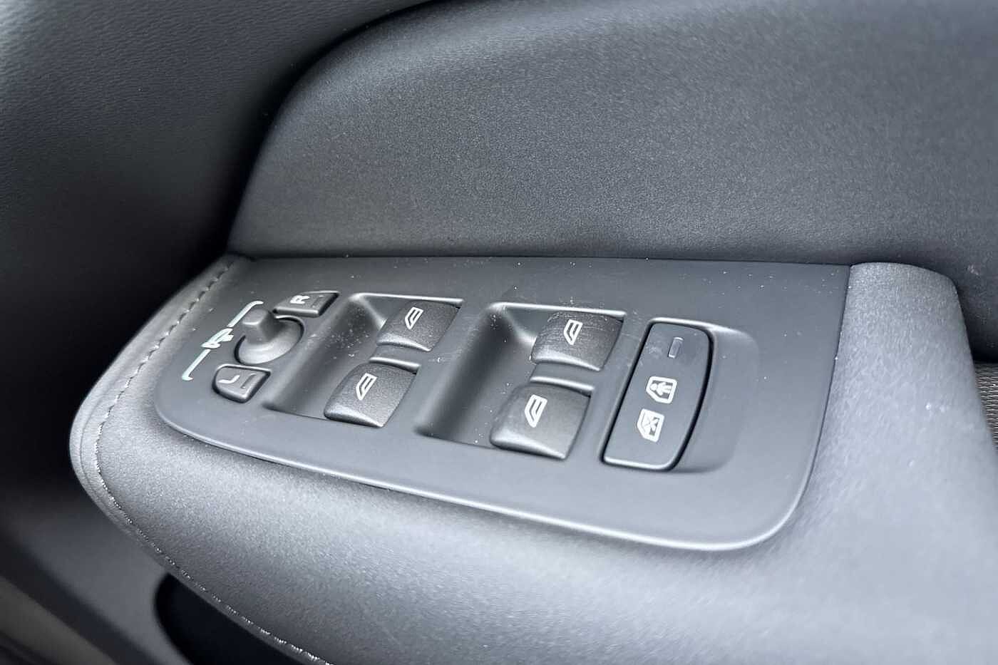 Used Volvo XC60 2026 for sale - 77449801: Photo 36