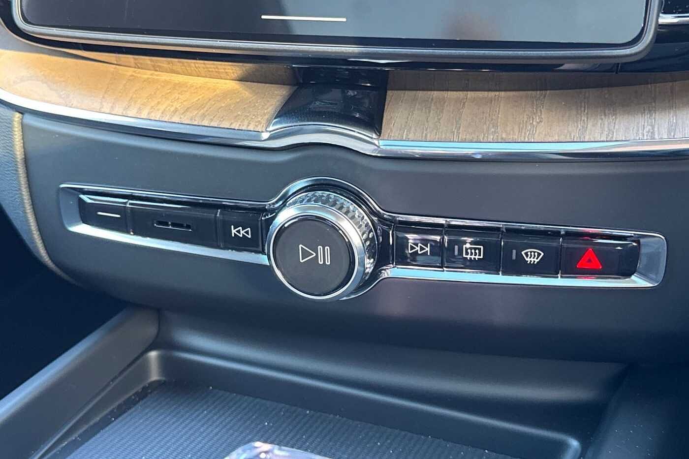 Used Volvo XC60 2025 for sale - 76738099: Photo 14