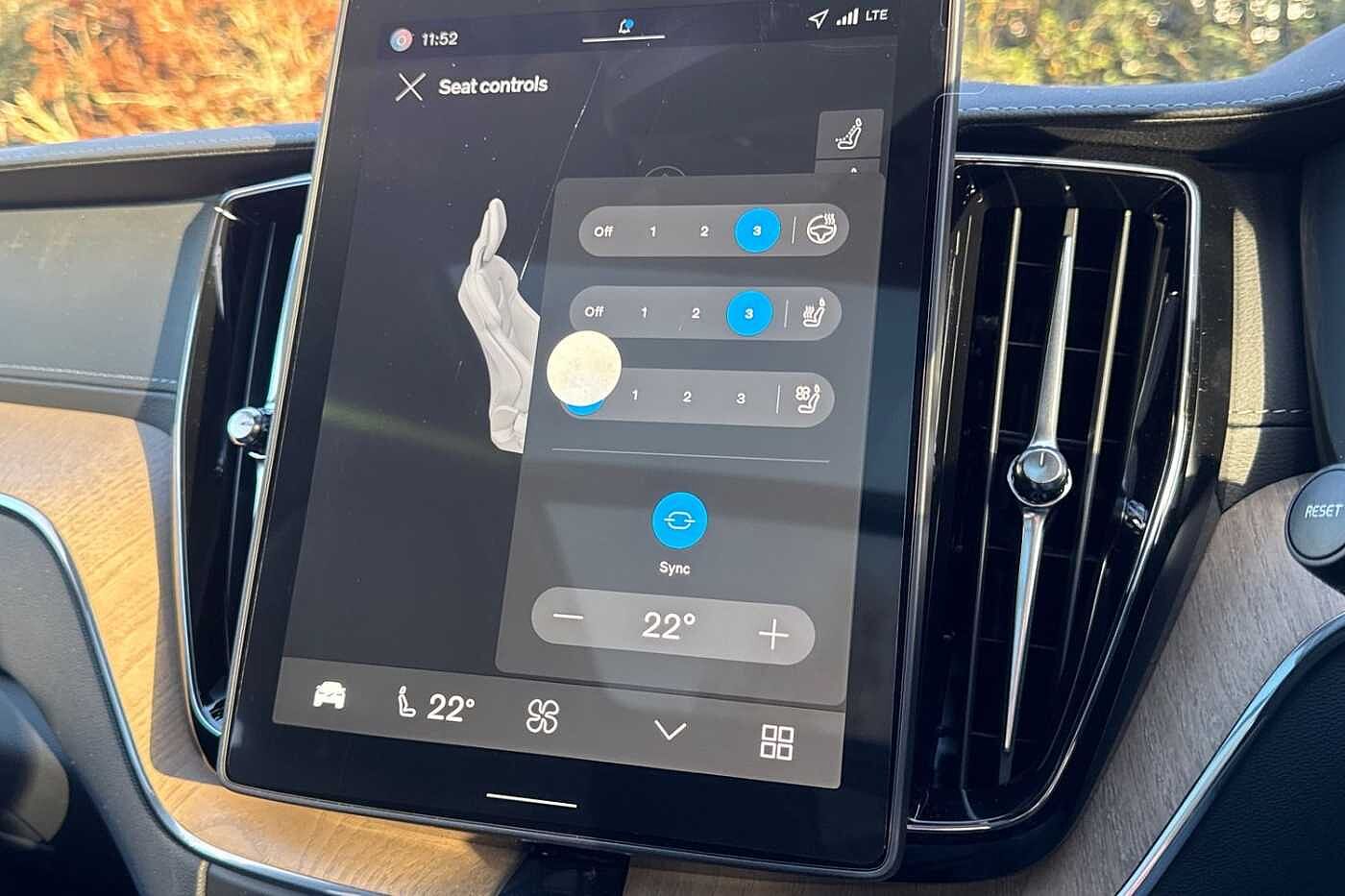 Used Volvo XC60 2025 for sale - 76738099: Photo 27