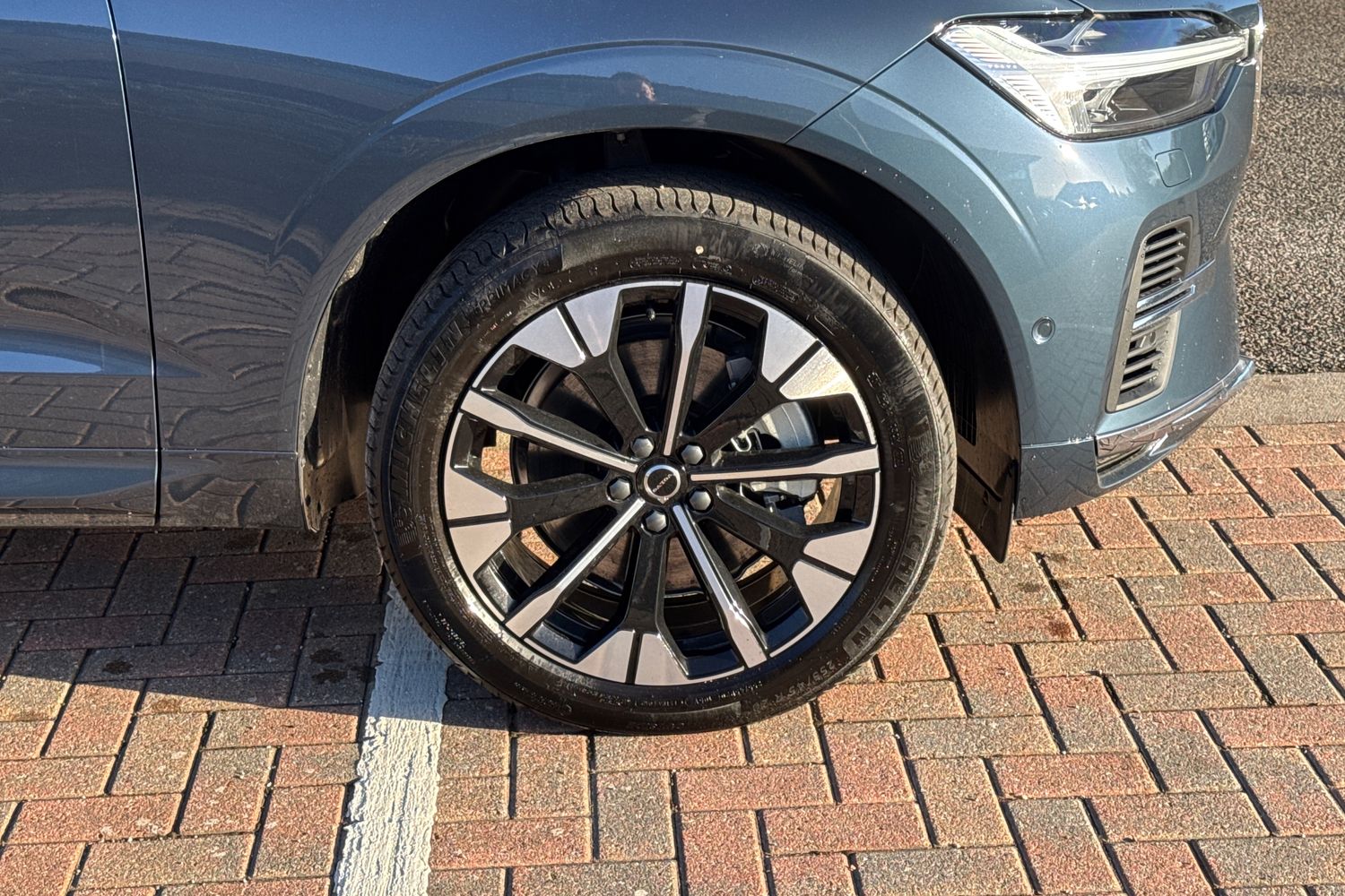 Used Volvo XC60 2025 for sale - 76738099: Photo 5