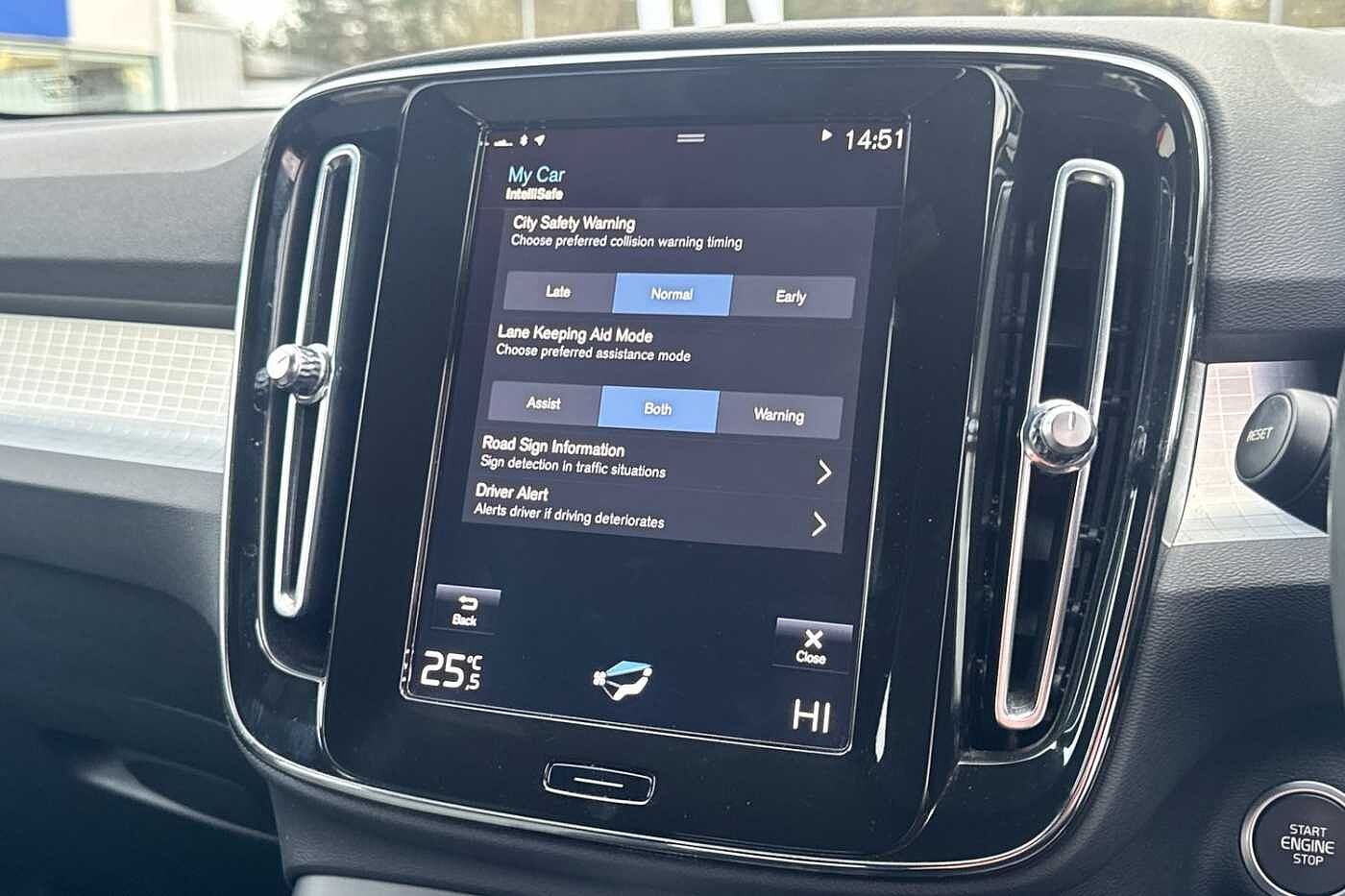 Used Volvo XC40 2022 for sale - 77745720: Photo 29