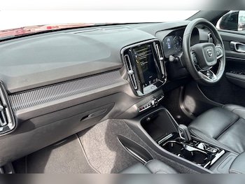 Used Volvo XC40 2021 for sale - 75934614: Photo