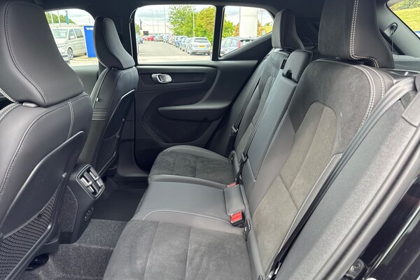 Used Volvo XC40 2025 for sale - 75467541: Photo 17