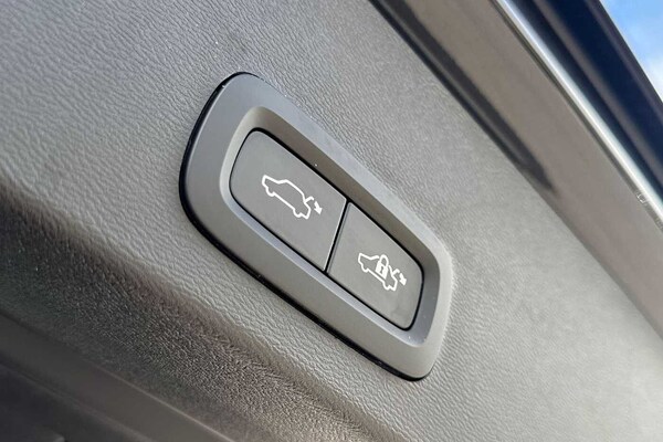 Used Volvo XC40 2025 for sale - 75467541: Photo 37