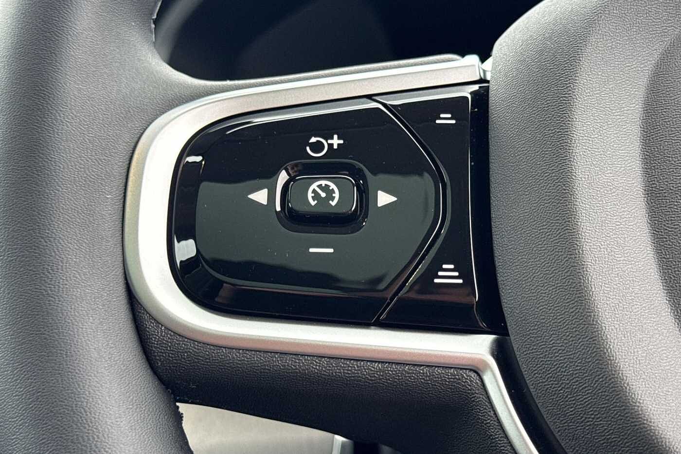 Used Volvo XC90 2025 for sale - 76079294: Photo 11