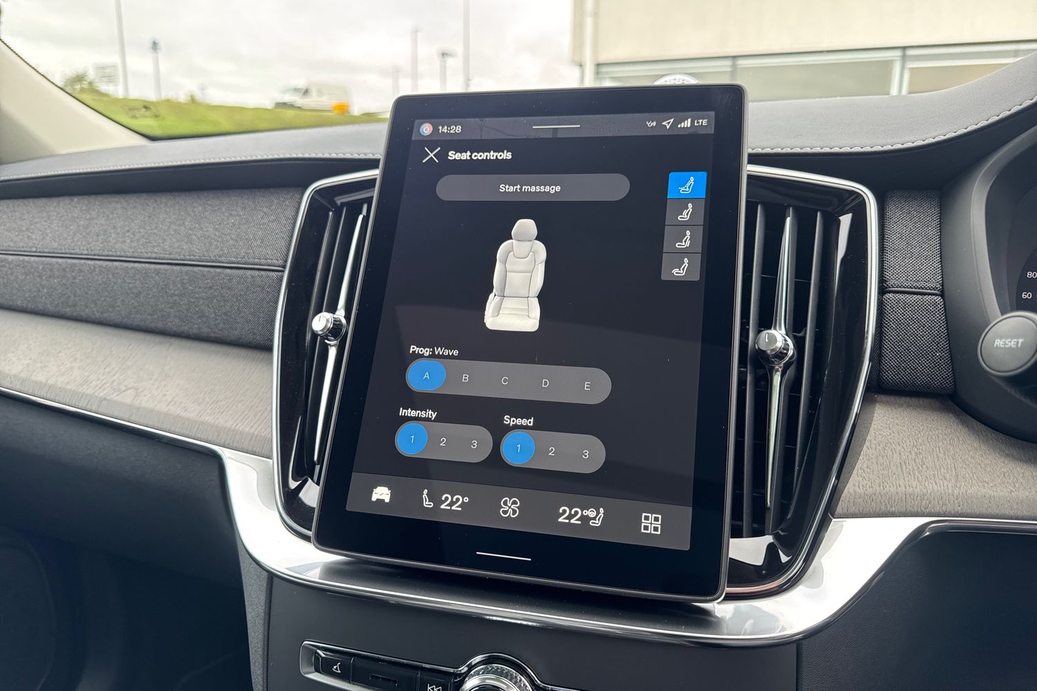 Used Volvo XC90 2025 for sale - 76079294: Photo 28