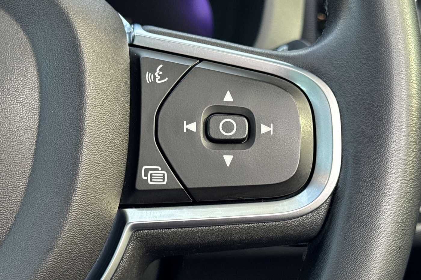 Used Volvo XC60 2021 for sale - 76208975: Photo 12