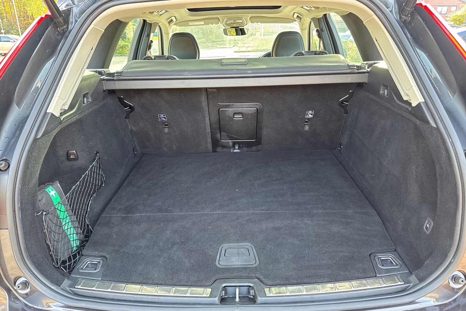 Used Volvo XC60 2021 for sale - 76208975: Photo 8