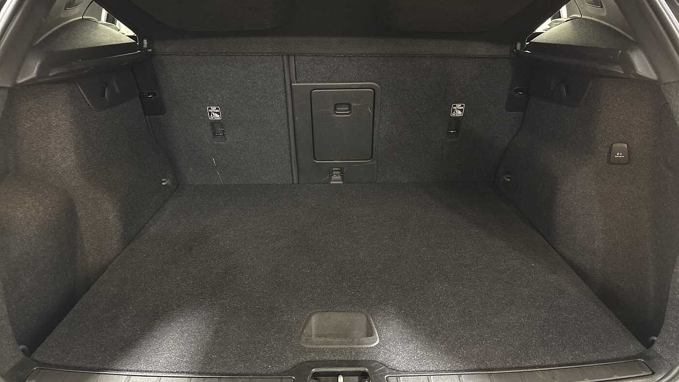 Used Volvo XC40 2025 for sale - 78165782: Photo 14