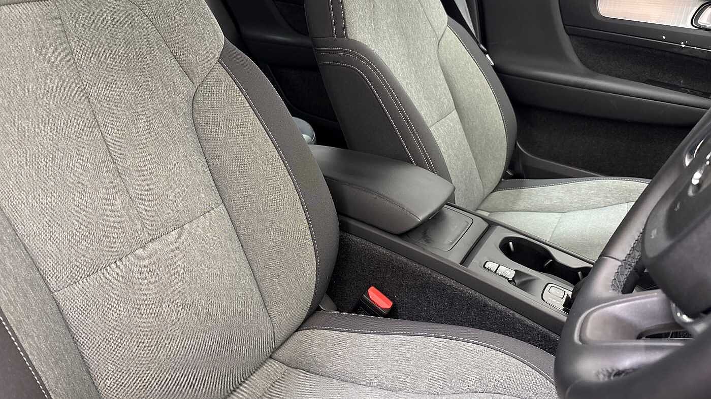 Used Volvo XC40 2025 for sale - 78165782: Photo 25