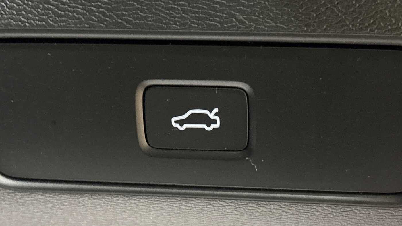 Used Volvo XC40 2025 for sale - 78165782: Photo 26