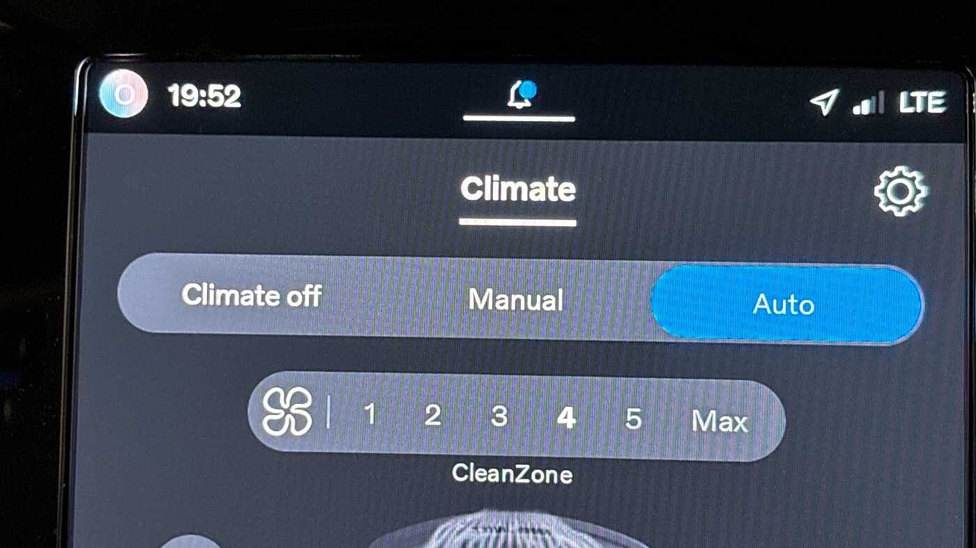 Used Volvo XC40 2025 for sale - 78165782: Photo 36