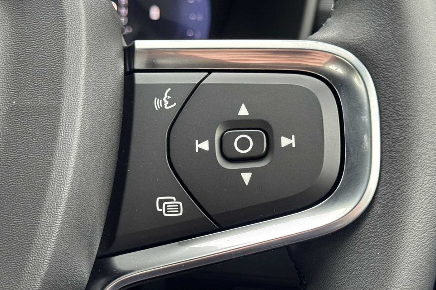 Used Volvo XC40 2025 for sale - 76221697: Photo 12